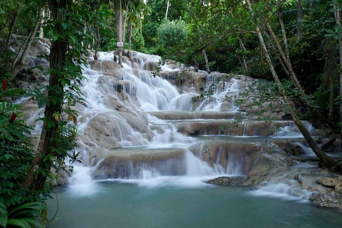 Dunn's River Falls And Shopping Tour From Ocho Rios - Key things to know before you go