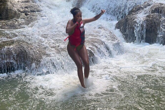 Dunns River Falls and Shopping Tour in Ocho Rios - Timing: 3 to 5 Hours, But Plan for a Full Half-Day