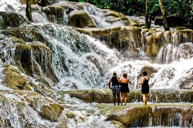 Dunn's River Falls & Blue Hole Combo Tour from Ocho Rios - Key things to know before you go