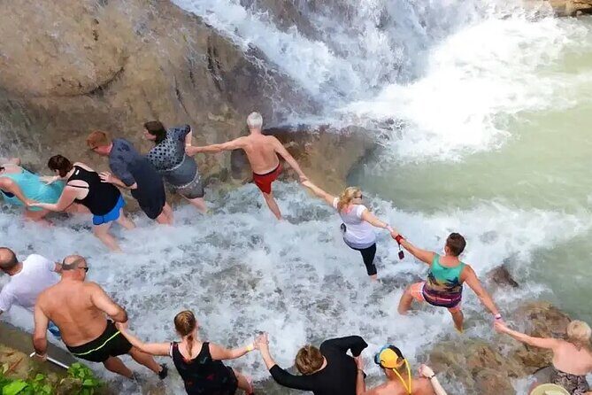 Dunn's River Falls & Blue Hole Combo Tour from Ocho Rios - Pickup in Ocho Rios: Comfort Matters More Than You Think