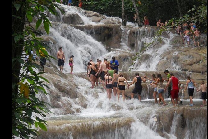 Dunns River Falls & Bob Marley - How the 6-hour schedule keeps two icons from feeling rushed