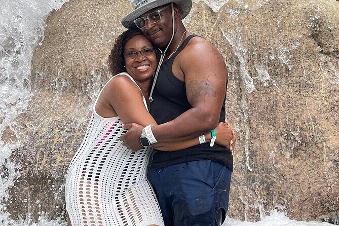 Dunn's River Falls Climb and Beach Include Entry Fee (ᵔᵕᵔ) - The Driver/Guide Touches That Make the Day Feel Smooth