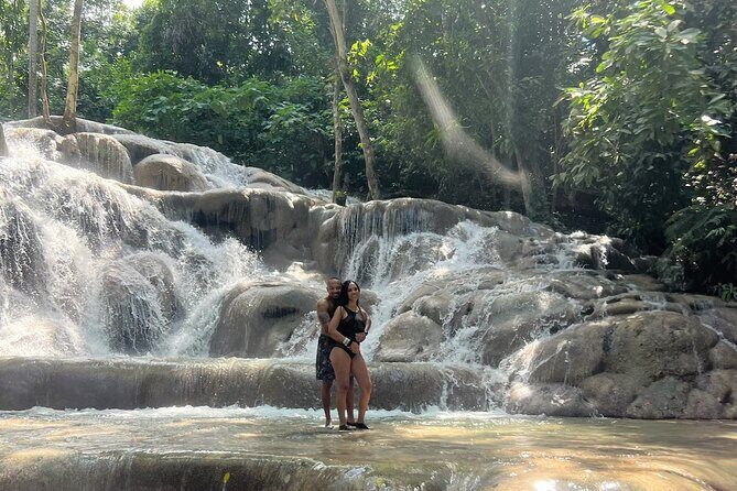 Dunn's River Falls Jamaica/Montego Bay/Falmouth - Montego Bay to Dunn’s River: The Part Before the Falls Matters
