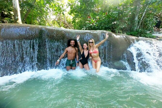 Dunns River Falls Private Day Tour - Small gotchas at Dunn’s River: shoes and shopping pressure