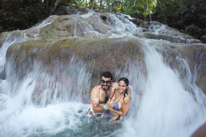 Exhilarating Dunn's River Falls Guided Tour from Ocho Rios hotels - The guide matters: safety, confidence, and great photos