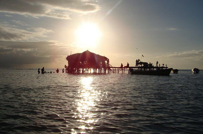 Floyd's Pelican Bar [Private Transportation] - Hotel Pickup and the Comfortable Drive to the Water