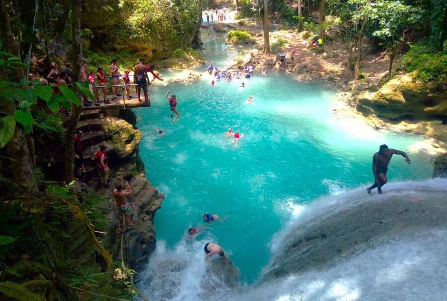 From Ocho Rios: Blue Hole Tour with Jamaican KFC Meal - From Ocho Rios to Island Gully Falls: the ride that sets the tone