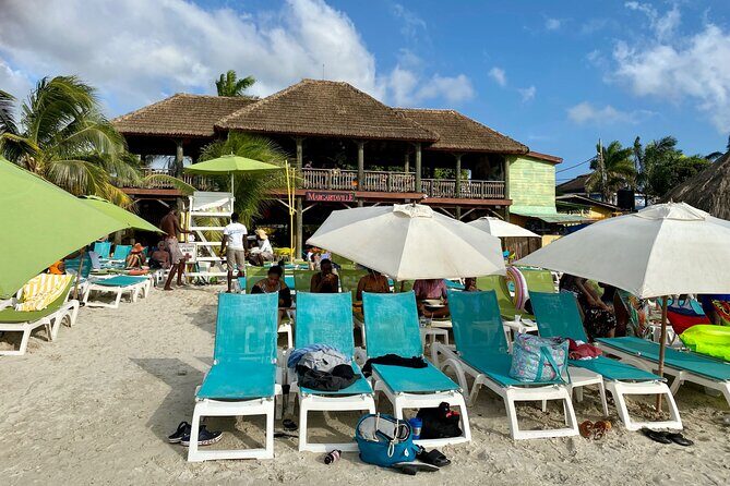 Full Beach Day Negril Beach & Rick Cafe - What to expect from the overall vibe