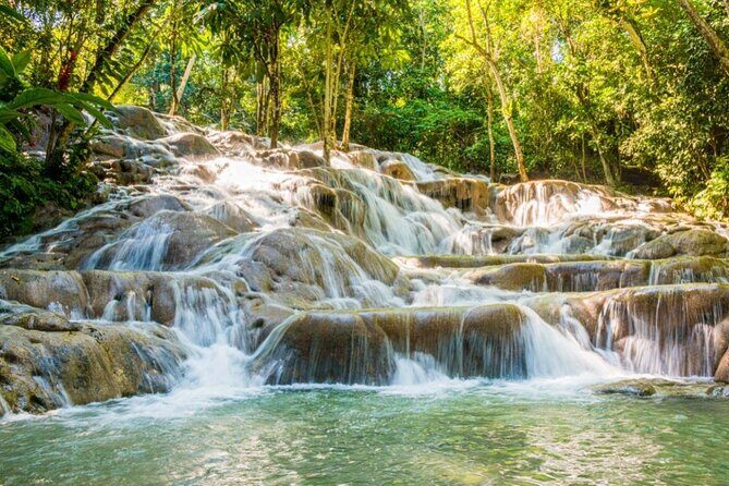 Full Day Dunn's River and Nine Miles with Lunch - Key points to know before you go