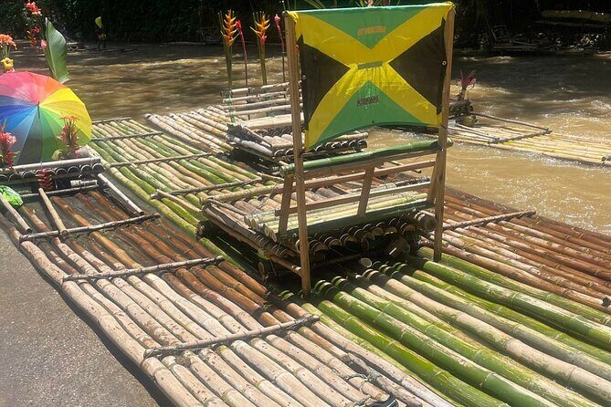 Great River Rafting Tour With Limestone Body Massage From Negril - How the small group format changes the mood
