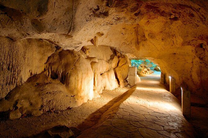 Green Grotto Caves and Dunn's River Falls Guided Tour with Admission - Key Highlights That Make This Tour Worth Your Time
