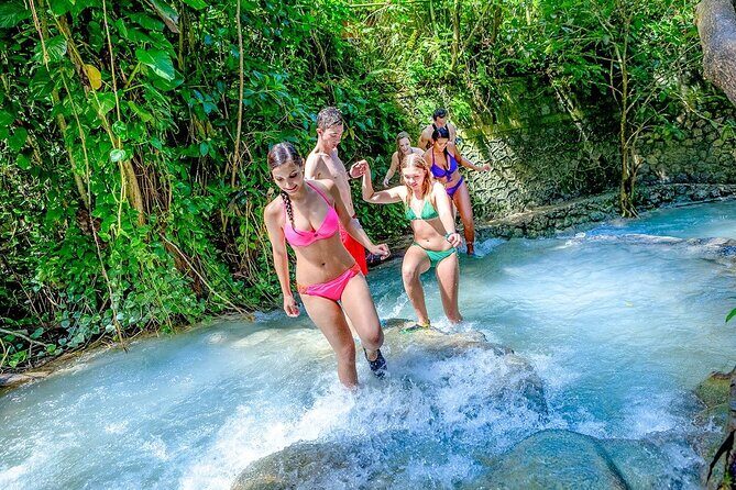Green Grotto Caves and Dunn's River Falls Guided Tour with Admission - Who This Tour Suits Best (and Who Might Want Alternatives)