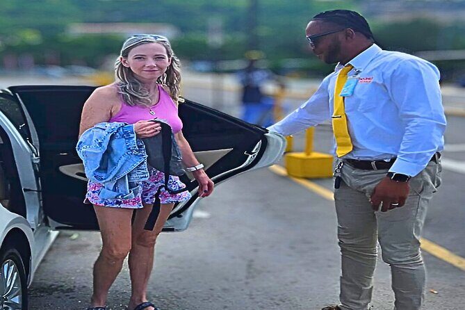 Group Private Kingston Airport Transfers (4 - 9 Persons) - The Drive Across Jamaica: Timing, Traffic, and Staying Comfortable