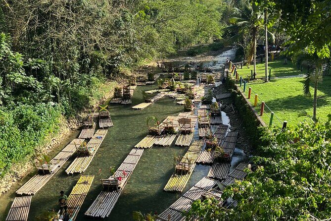 Half-Day Tour Rafting on the Great River with Limestone Foot Massage - The plantation-era estate stop: where the river experience starts