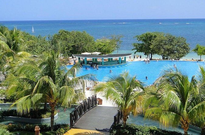 Iberostar Rose Hall Private Airport Transfer - What the Service Feels Like Day-of