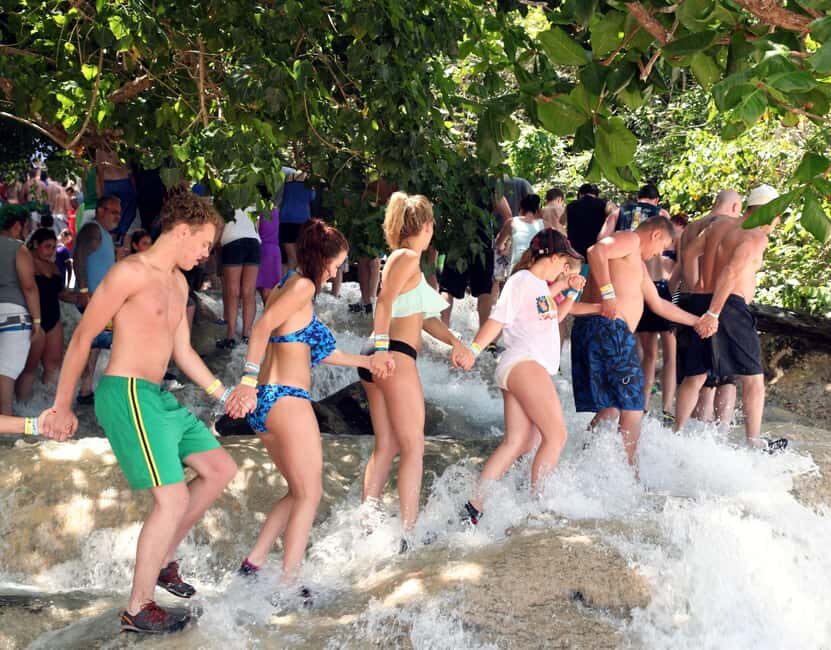 Jamaica: Dunn’s River Falls and Jungle River Tubing Tour - The Jerk Lunch Stop in Ocho Rios: Plan for Food You Can Actually Eat