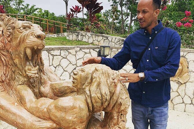 Jamaica Giants sculpture park, art galleries - Jamaica Giants: Art, Rainforest, and One Owner’s Vision