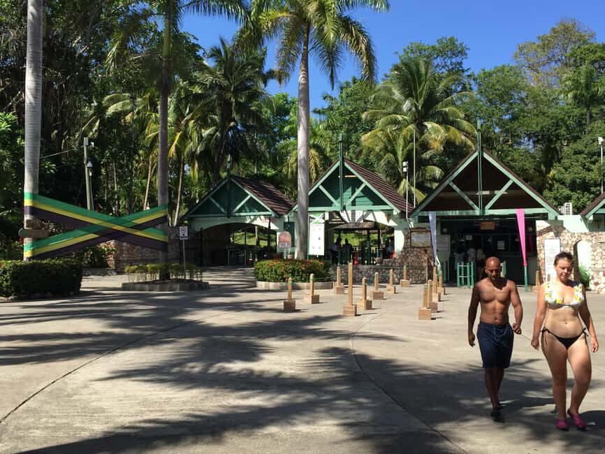 Jamaica's Dunn's River Falls & River Tubing Tour - FAQ