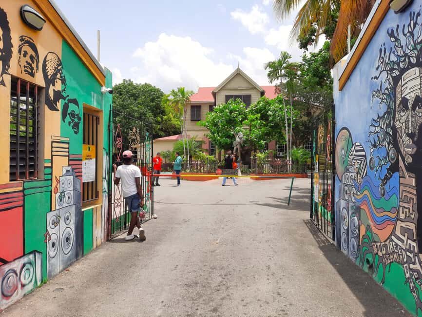 Kingston: Bob Marley Museum Tour from Kingston - From Kingston hotel pickup to Bob’s front gate