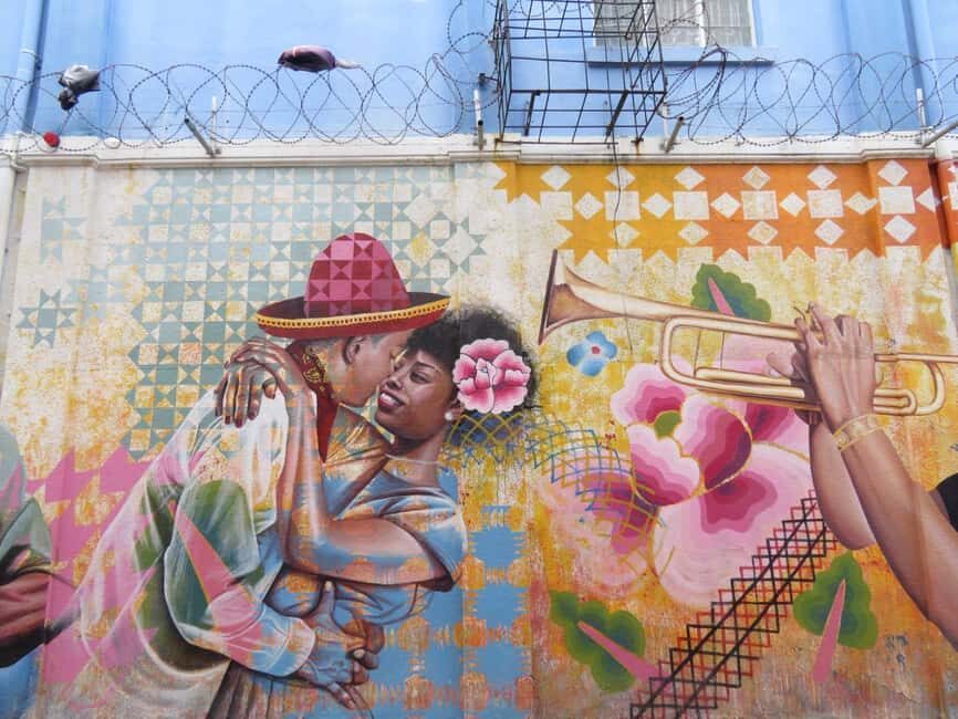Kingston: Rhythmic Walking Music Tour - Kingston Art District: Where Music Stories Meet Murals
