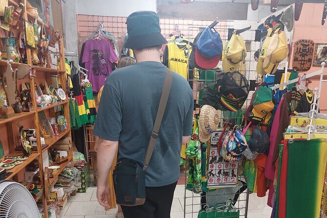 Kingston Unfiltered! A Walking Tour that will make you say wow. - Kingston craft market: where buying feels like part of the story