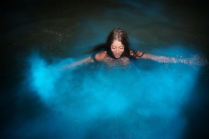 Luminous Lagoon Experience - Why Montego Bay’s Luminous Lagoon glows when you stir the water