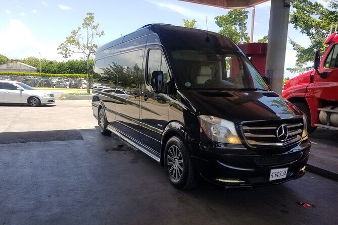 Luxury MBJ Airport Transfer to Montego Bay Hotels - Key highlights at a glance