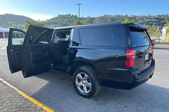 Luxury Montego Bay Airport Transfers - From Airport to Hotel: What “Luxury” Means Here