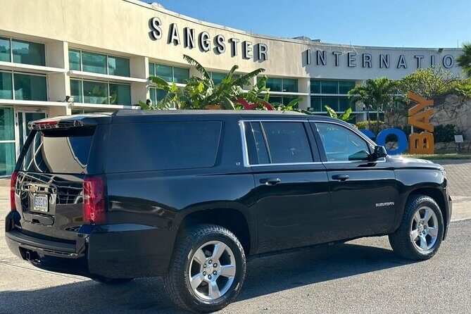 Luxury Montego Bay Airport Transfers - Private Car vs. Shuttle Stops: The Real Time Saver