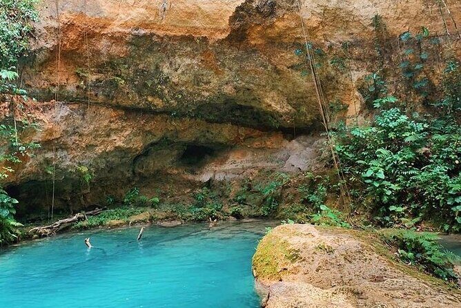 Martha brea rafting and blue hole “COMBO TOUR”from montegobay - Scotchies jerk stop: open-air barbecue and pimento wood flavor