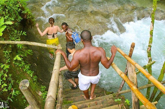 Mayfield Falls Private Tour - Mayfield Falls & Mineral Springs: Two Waterfalls and 21 Natural Pools