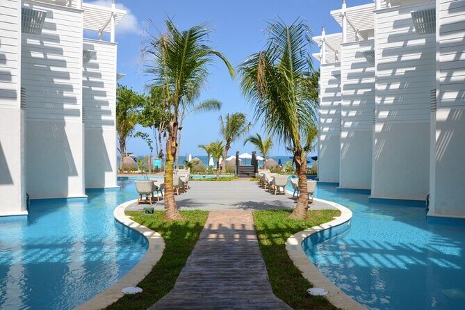 MBJ Airport Private Transfers to any Negril Hotels - Friendly Drivers With Local Context (Henry, Jerome, Glenroy)