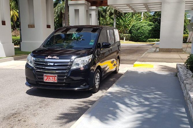 Montego Bay Airport (MBJ) - Royalton Negril - Arriving at Royalton Negril: Door-to-Door Means Less Hassle
