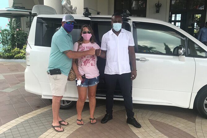 Montego Bay Airport Private Taxi Transfer To Negril Hotels - Finding your driver fast: name sign, meeting point, and communication