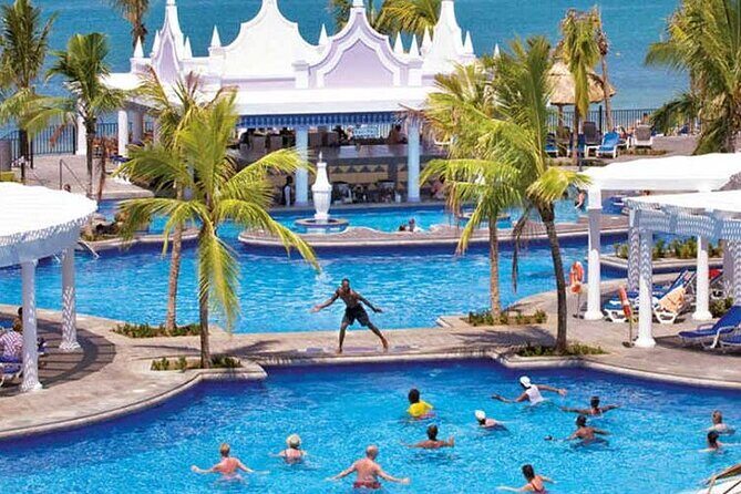 Montego Bay Airport Transfer to Hotels in Montego Bay or Falmouth - Round Trip Transfers: Getting Back to the Airport Without Stress