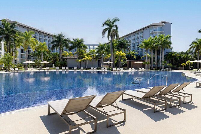 Montego Bay Airport Transfer to Montego Bay and Falmouth Hotels - What the Driver Helps You Do After You Arrive