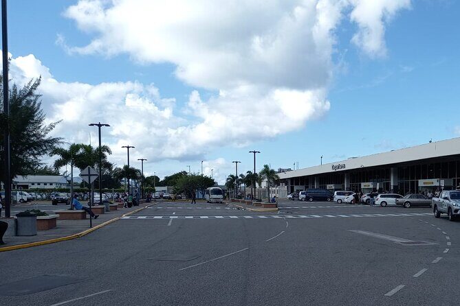 Montego Bay Airport Transfer to Ocho Rios and Runnaway Bay Hotels(Private) - Price and timing: is $60 per person good value?
