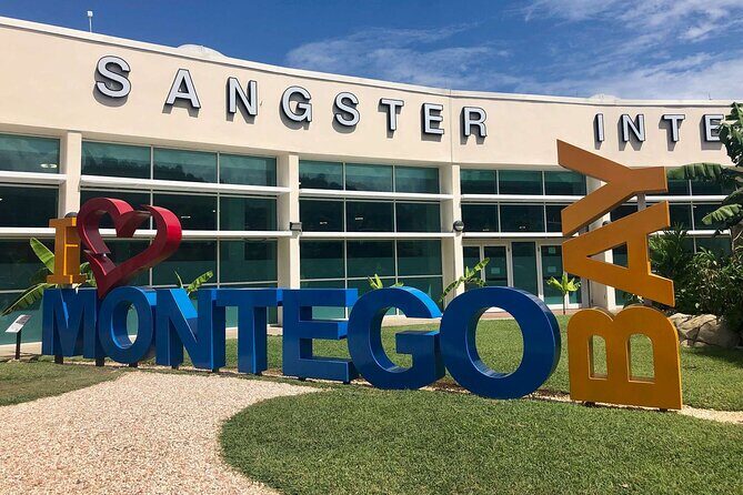 Montego Bay Airport Transportation - A Local-Driver Transfer That Feels Like Part of the Vacation