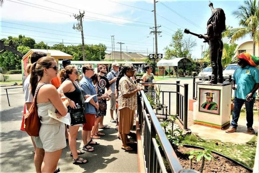 Montego Bay: Bob Marley's Nine Mile Admission & Guided Tour - Rose Hall Great House and Greenwood Great House: plantation history with a purpose