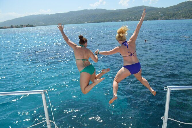 Montego Bay Catamaran: Snorkel Tour with Open Bar & Reggae DJ - A 3-Hour Montego Bay Sail With Snorkel, Drinks, and Music