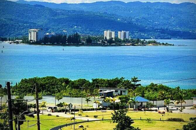 Montego Bay City Tour & Magaritaville with shopping - Margaritaville and gift-shop momentum (likely, not guaranteed)