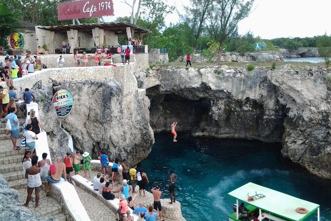 Montego Bay Excursion Negril 7 Miles Beach, Rick's Cafe and Time Square Shopping - 7-Mile Beach: What to Do With Your Sand Time