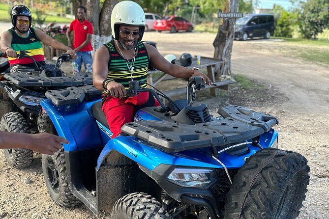Montego Bay Excursion Tour - The Akeem factor: smooth, safe driving and real-life recommendations