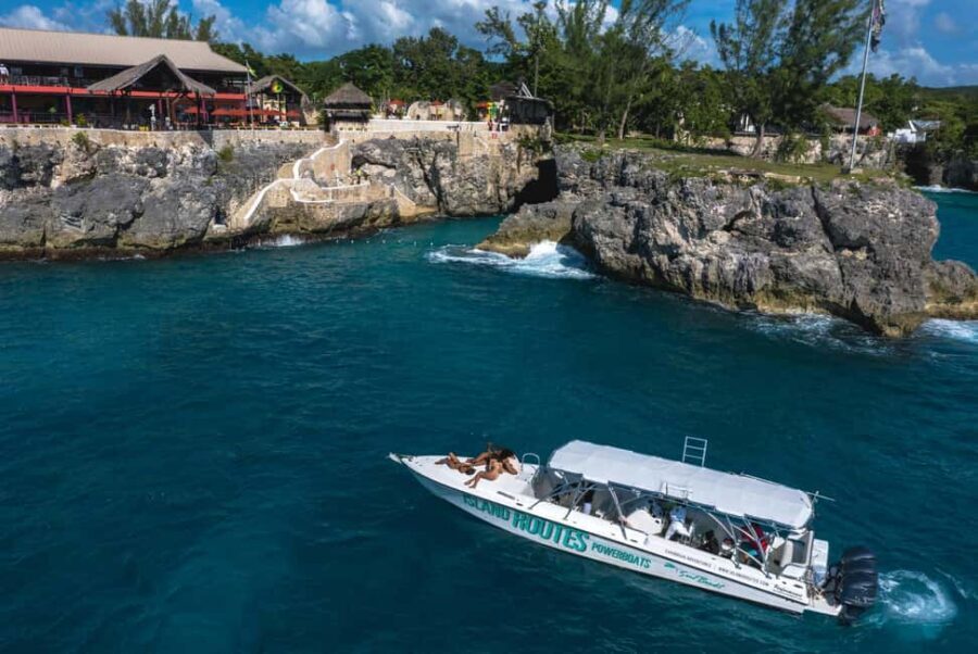 Montego Bay: Full-Day Speedboat Trip to Negril - 7-Mile Beach Time: Walk, Cool Off, Don’t Rush