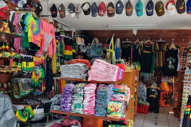 Montego Bay Hip Strip Shopping and Margaritaville - Entering the Hip Strip: souvenir shopping with a guided route