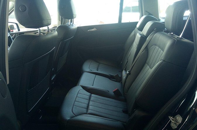 Montego Bay Hotels Private Airport Transfer from Montego Bay(MBJ) - Free Red Stripe and water: small perks that reduce arrival stress
