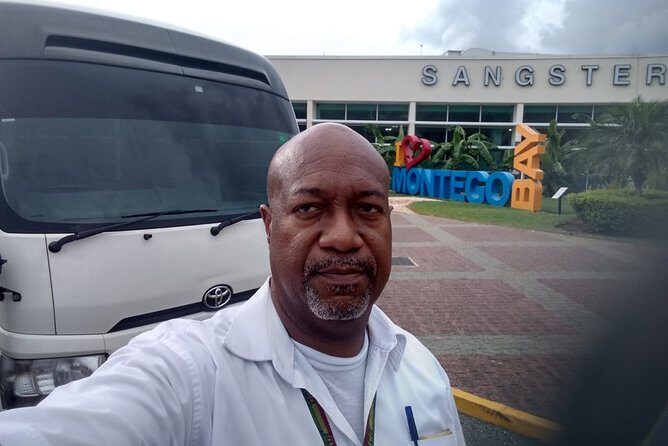 Montego Bay Hotels Private Airport Transfer to Sangster International (MBJ) - How Pickup at Customs and MBJ Meeting Really Works