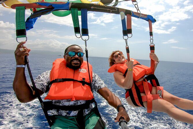 Montego Bay: Jet Car, Jet Ski and Parasailing - Parasailing Over Montego Bay: The 10-Minute Sky Time