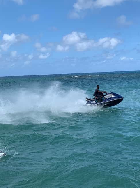 Montego Bay: Jet Ski & Beach with Private Transport - The 30-Minute Jet Ski Ride: Beginner-Friendly and Coastal-Focused