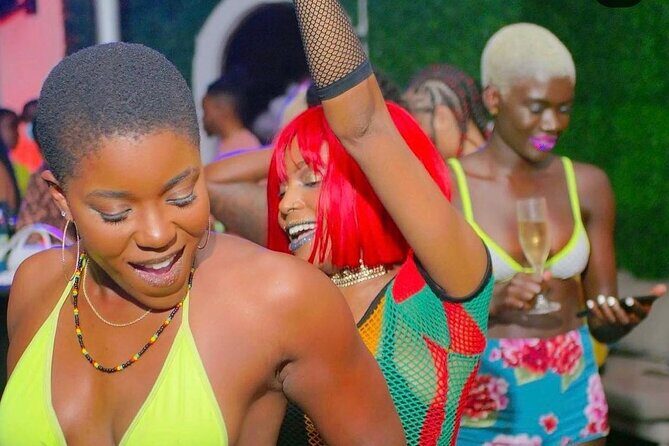 Montego Bay Night Life & Clubbing l Pier 1, Lounge 27/27 l Taboo - Montego Bay nightlife, with a driver who keeps the night moving